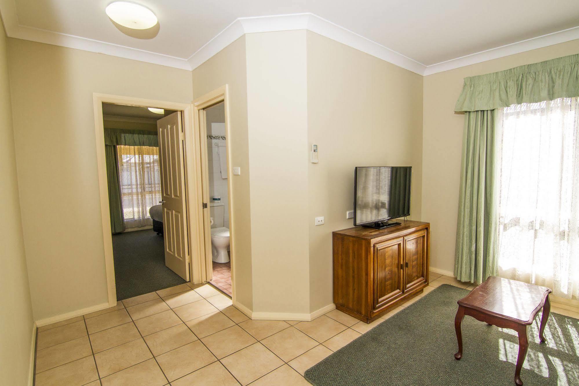 Green Gables Motel ダボ エクステリア 写真